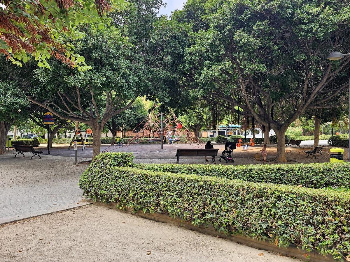 Apartamentos Las Ciencias A Валенсия Экстерьер фото